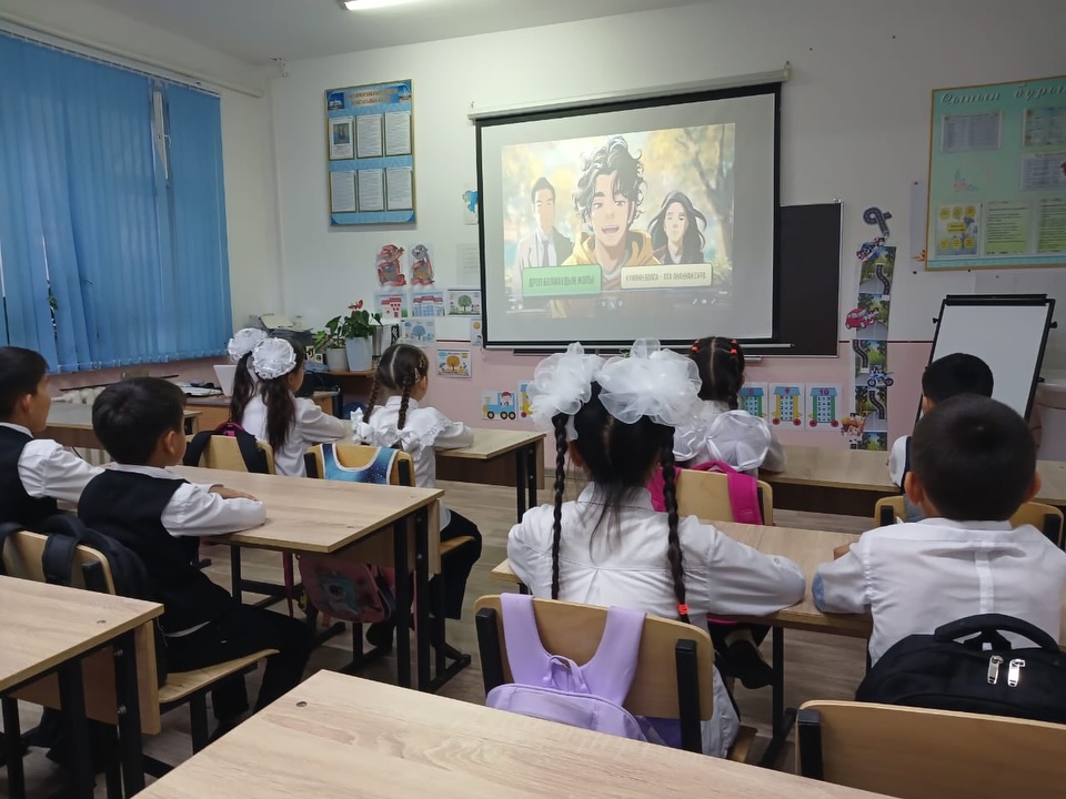 құқық бұзушылықтың алдын алуға бағытталған және жауапты мінез-құлықты қалыптастыруға арналған мектеп оқушыларына және жастарға арналған деректі фильмдер мен бейнероликтерді ұсынады.